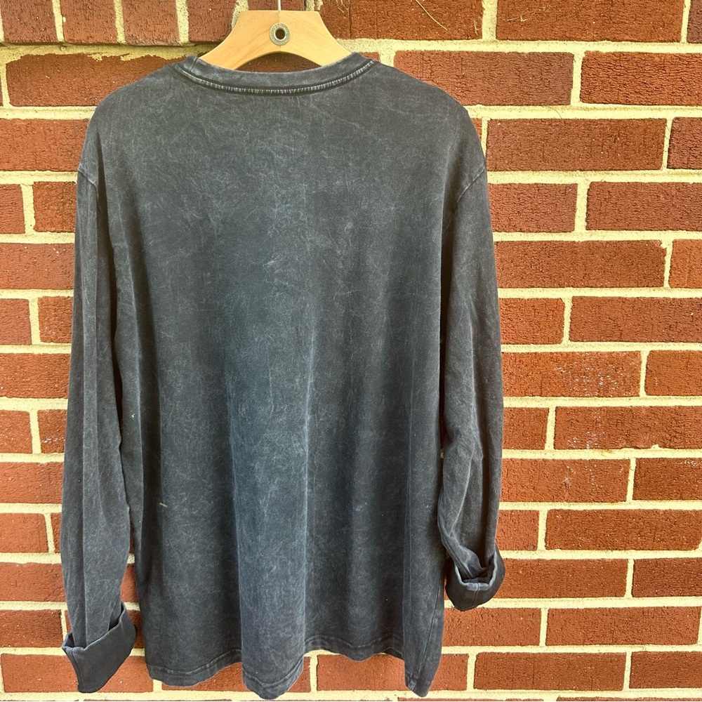 American Eagle Graphic Long Sleeve - Picture 4 of 4